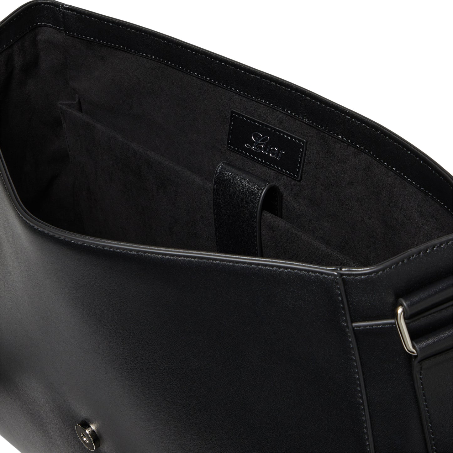 Luar Messenger Bag (Smooth black)