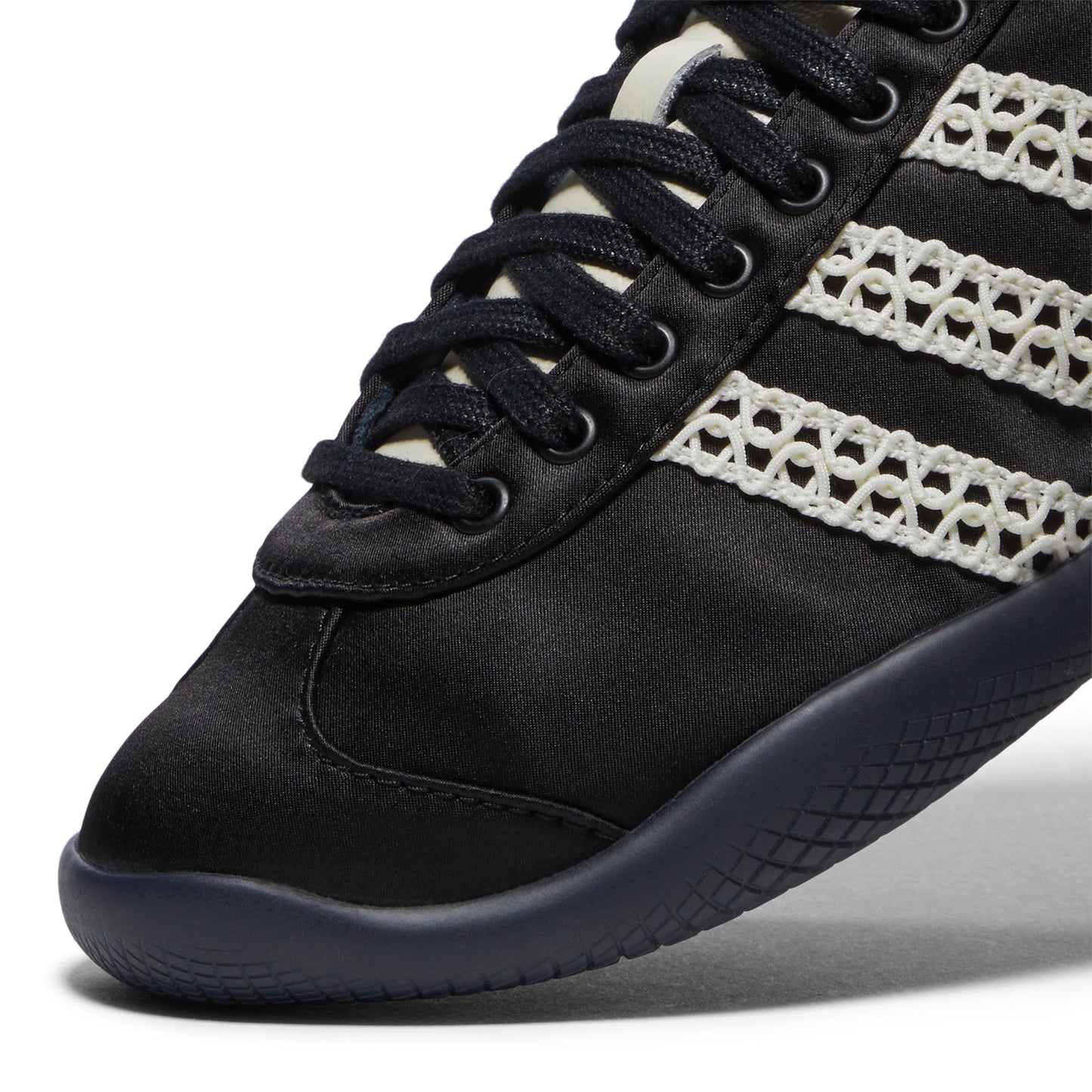 Adidas WB Karintha Lo Satin (CBLACK/DBROWN/CREWHT)