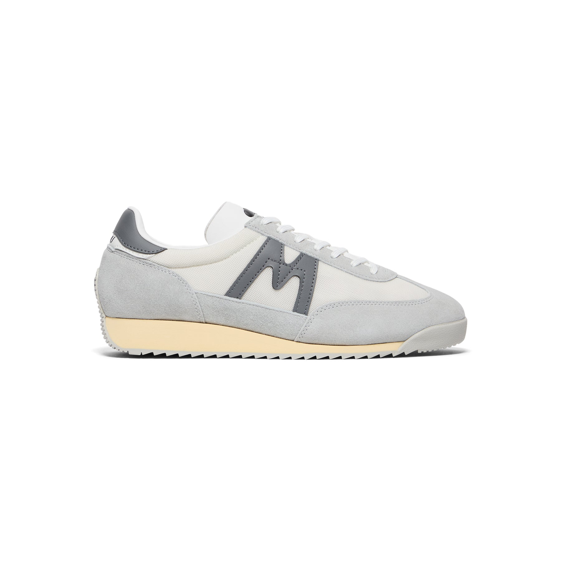 Karhu Mestari (Dawn Blue/Smoked Pearl)