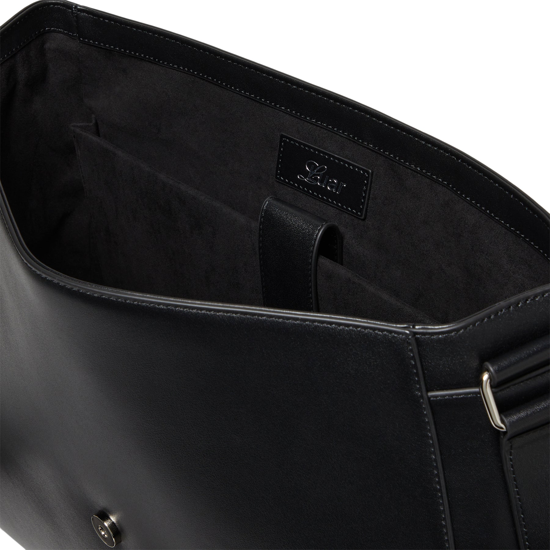 Luar Messenger Bag (Smooth black)