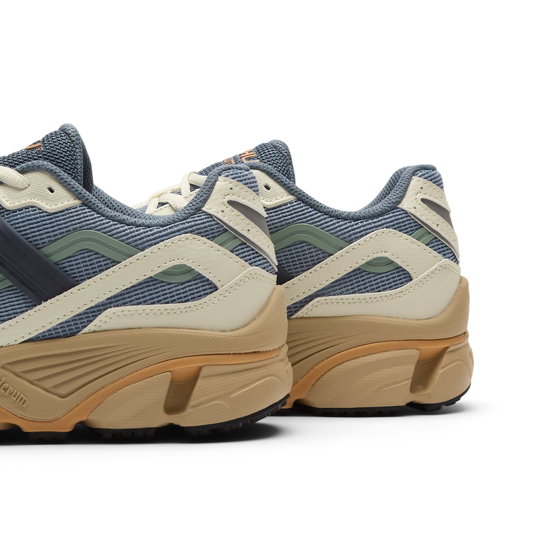 Karhu Super Fulcrum (Icicle/Blue Mirage)