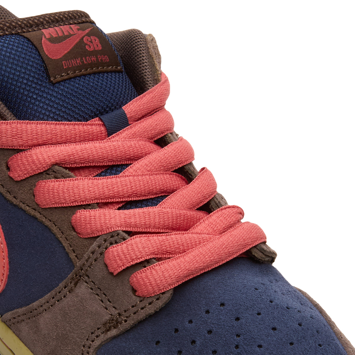 Nike SB Dunk Low Pro (Baroque Brown/Adobe-Midnight Navy)