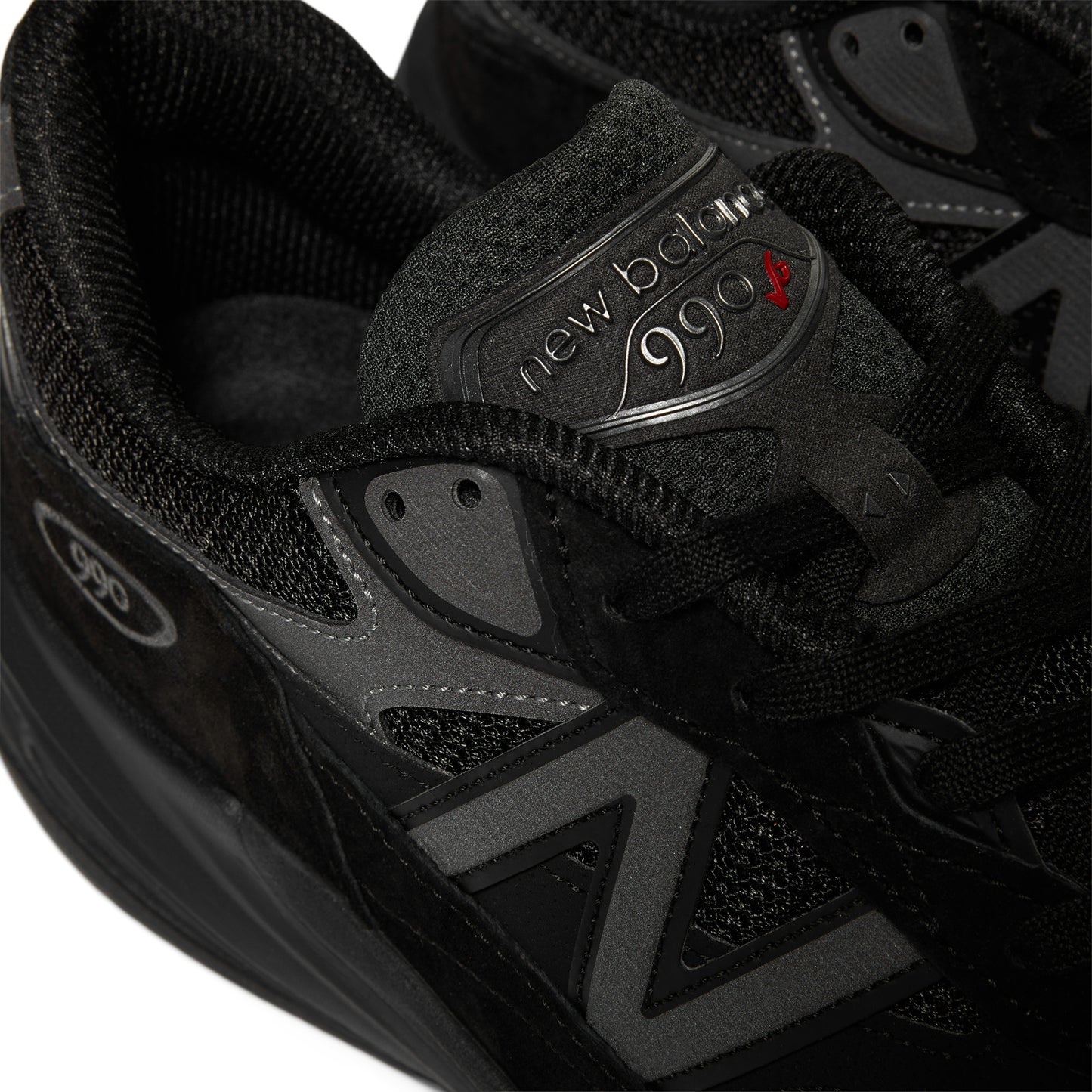 New Balance Made in USA 990v6 (BLACK)